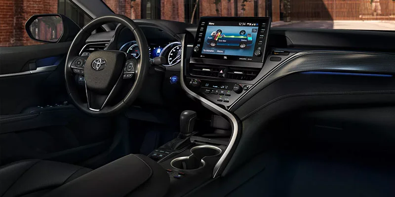 Toyota Camry photo 2