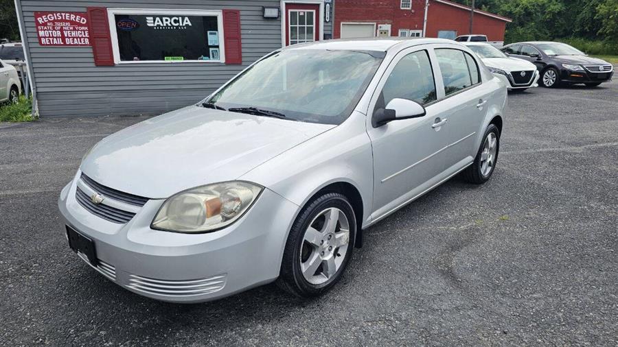 Chevrolet Cobalt photo 2