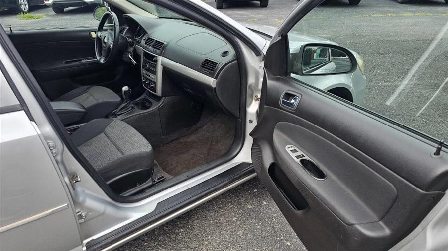 Chevrolet Cobalt photo 13