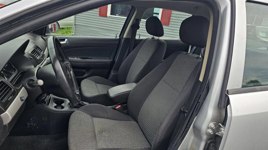 Chevrolet Cobalt photo 17