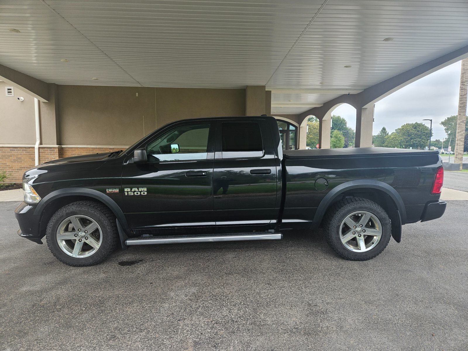 Ram 1500 for sale at Chili Auto Outlet — photo 2