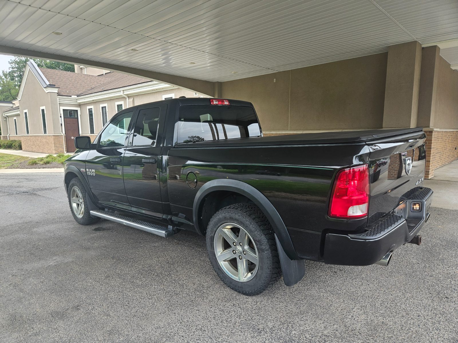 Ram 1500 for sale at Chili Auto Outlet — photo 3