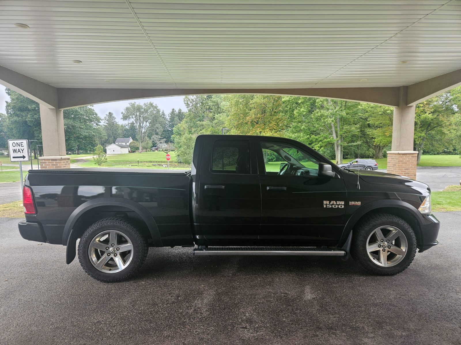 Ram 1500 for sale at Chili Auto Outlet — photo 6