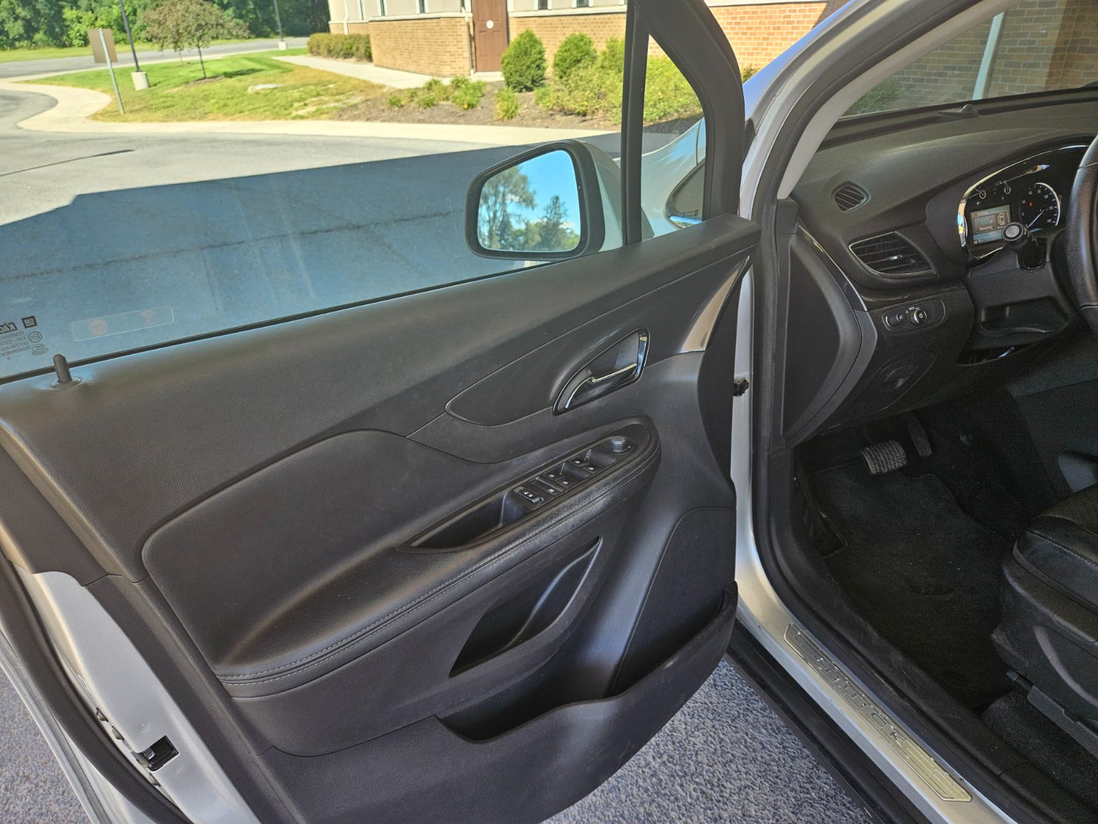Buick Encore for sale at Chili Auto Outlet — photo 11