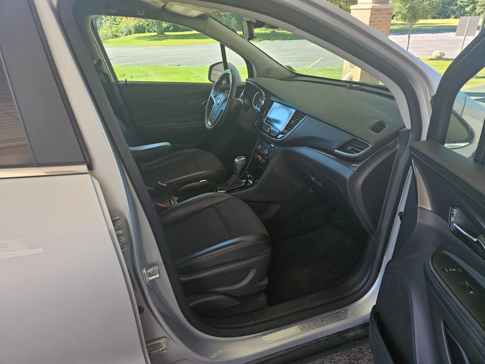 Buick Encore for sale at Chili Auto Outlet — photo 17