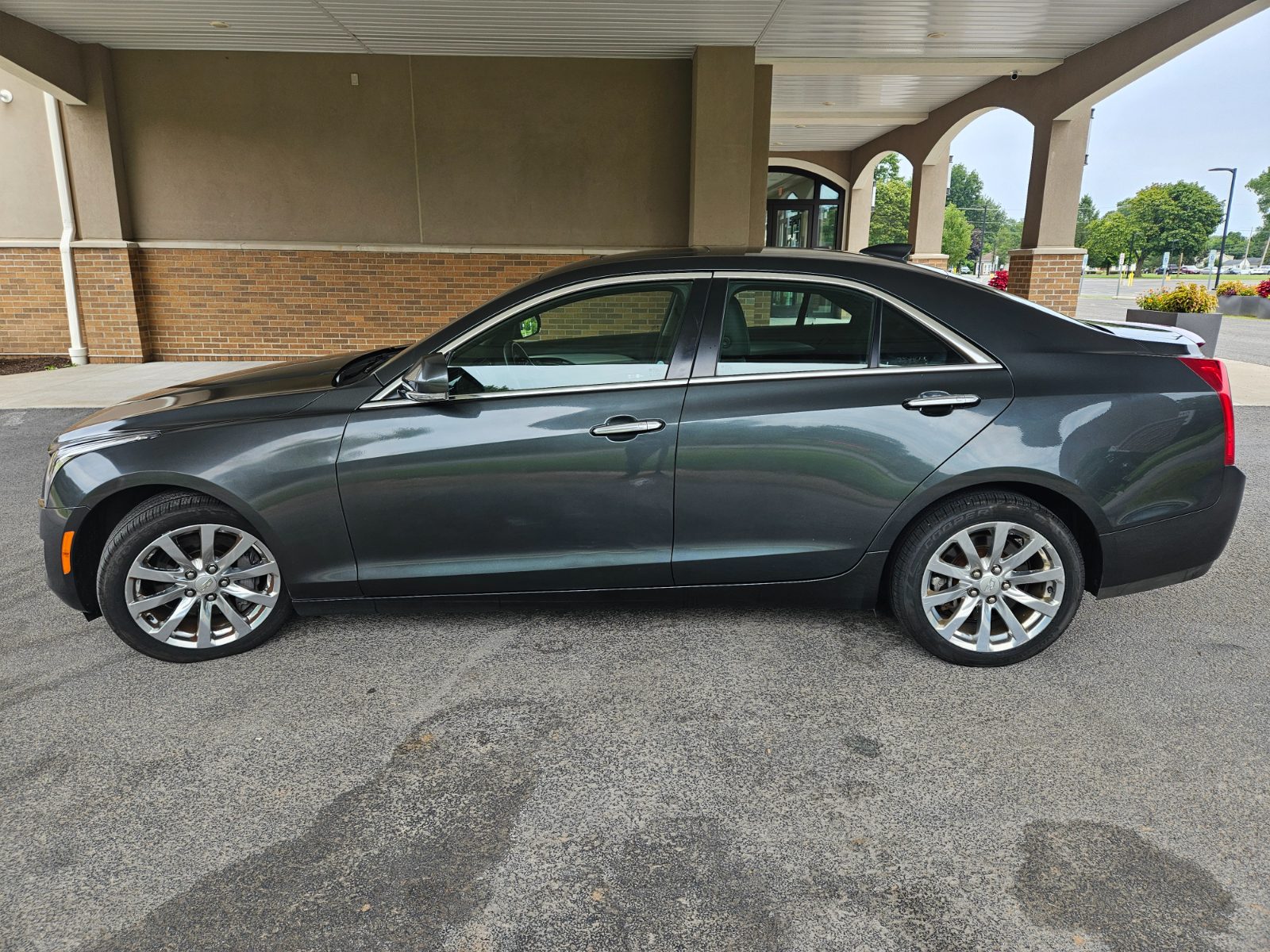 Cadillac Ats photo 2