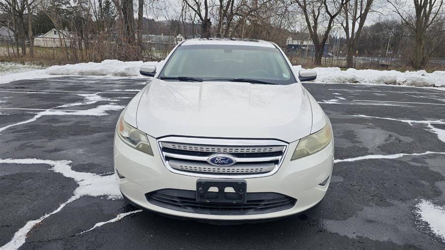 Ford Taurus photo 2