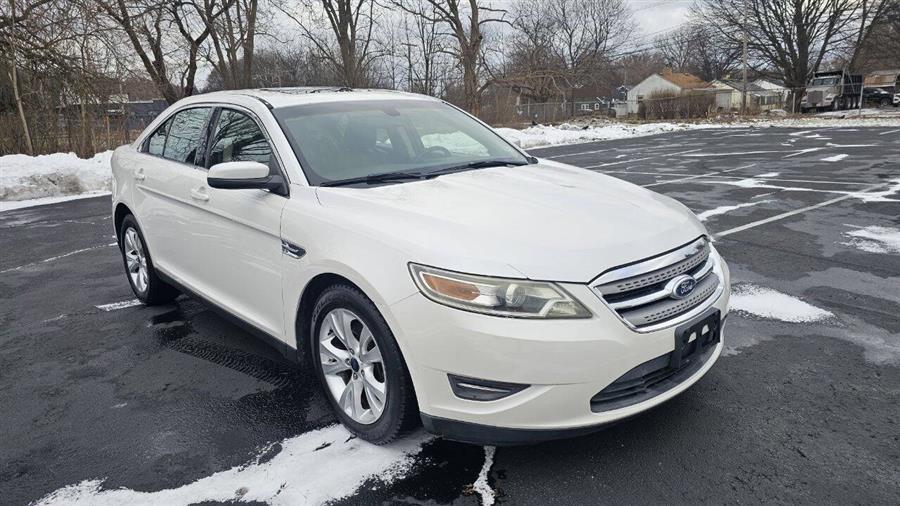 Ford Taurus photo 3