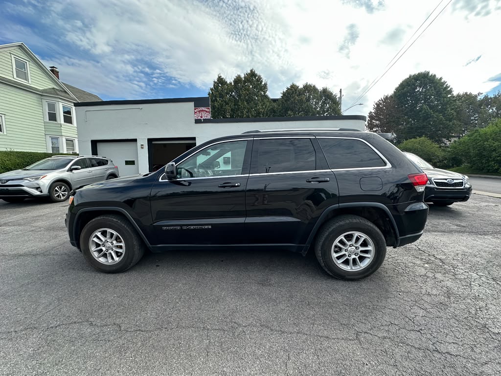 Jeep Grand Cherokee for sale at Next Level Wholesale — photo 2
