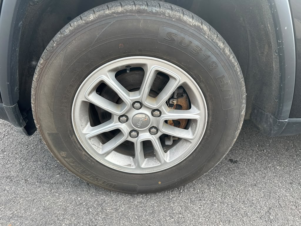 Jeep Grand Cherokee for sale at Next Level Wholesale — photo 9
