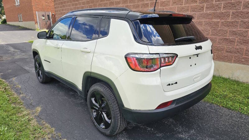 Jeep Compass for sale at Arcia Services — photo 8