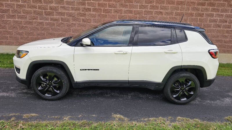 Jeep Compass for sale at Arcia Services — photo 9