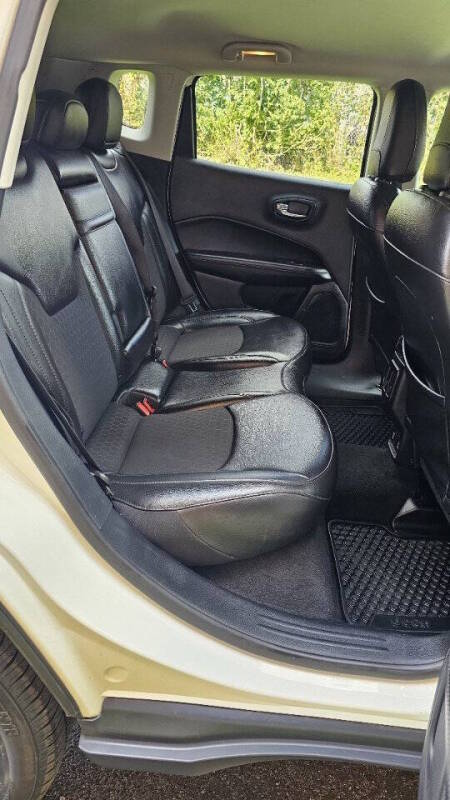 Jeep Compass for sale at Arcia Services — photo 18