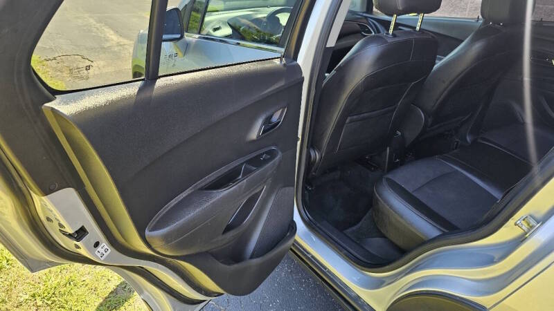 Chevrolet Trax for sale at Arcia Services — photo 13