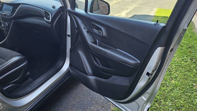 Chevrolet Trax for sale at Arcia Services — photo 18