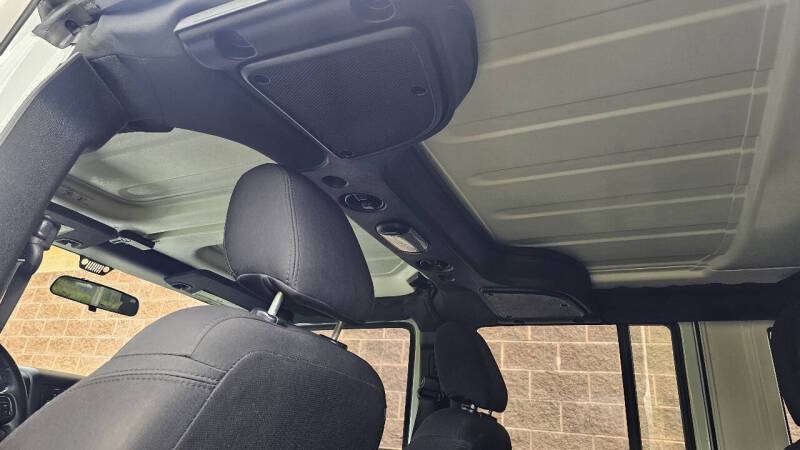 Jeep Wrangler Unlimited for sale at Arcia Services — photo 18
