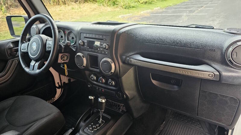 Jeep Wrangler Unlimited for sale at Arcia Services — photo 26