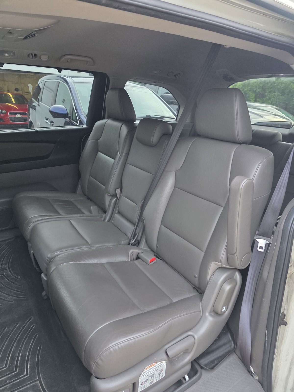 Honda Odyssey photo 10