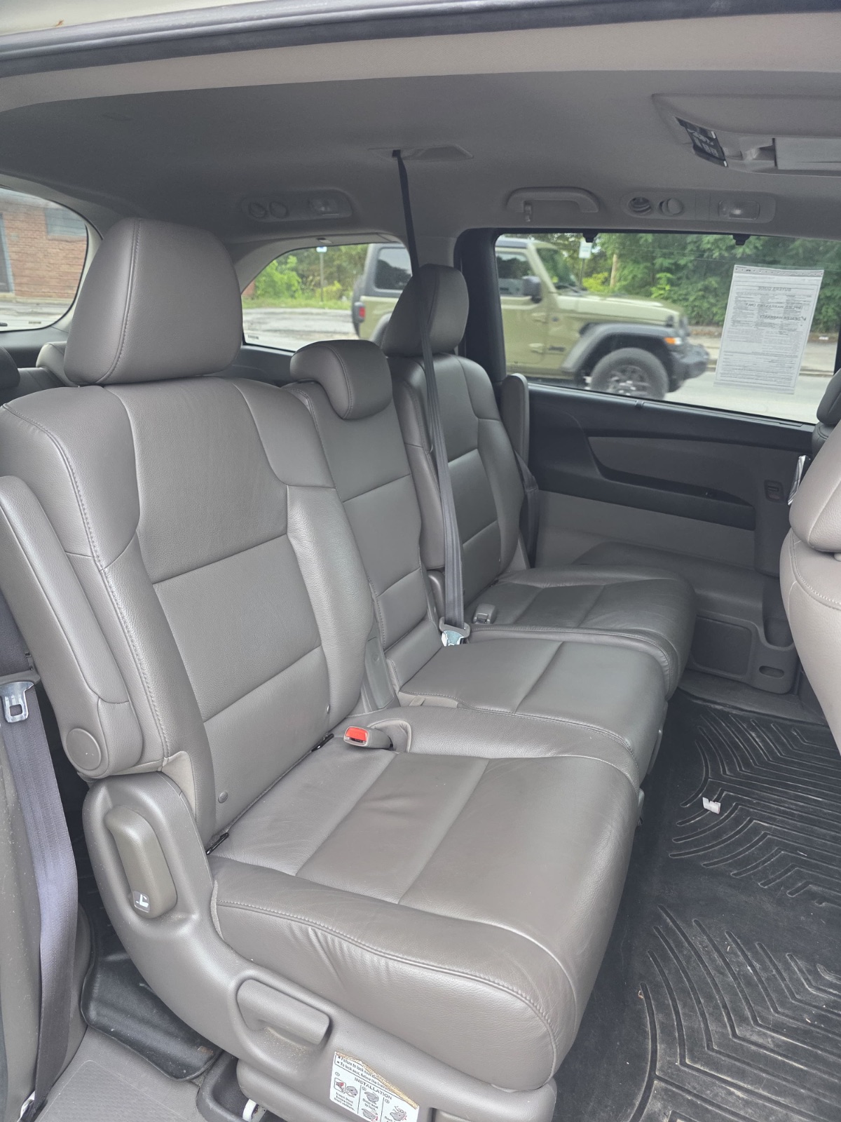 Honda Odyssey photo 13