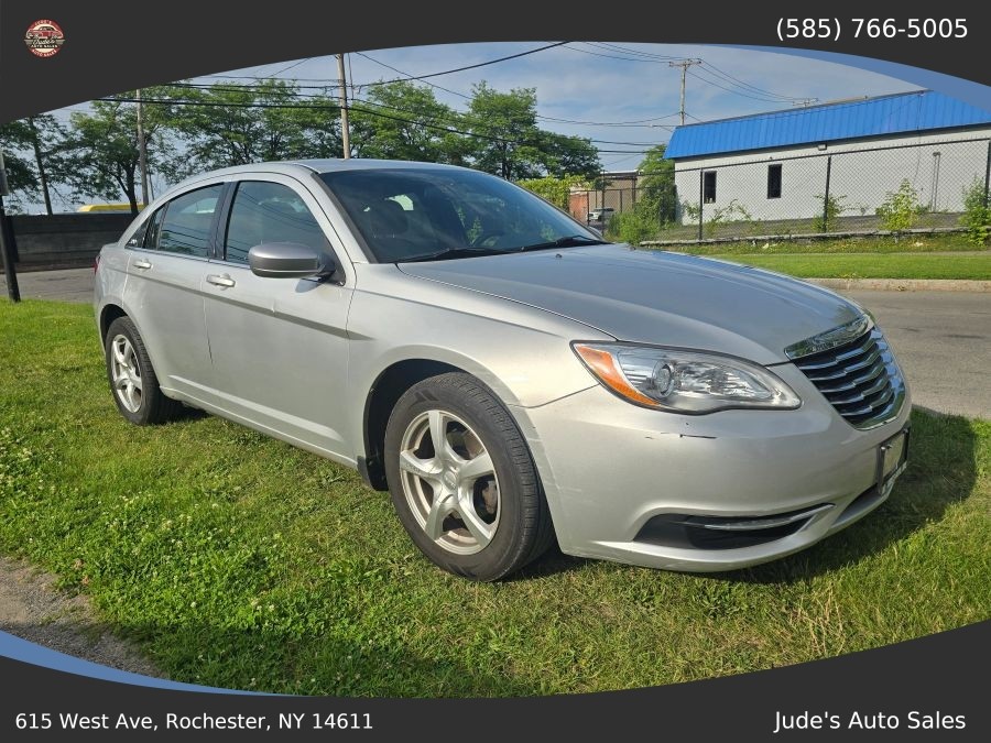Chrysler 200 photo 3