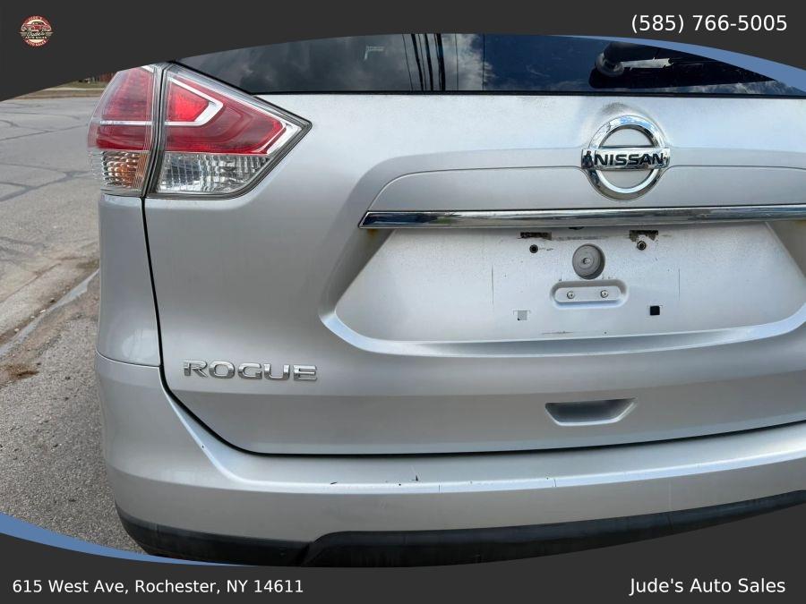 Nissan Rogue photo 8