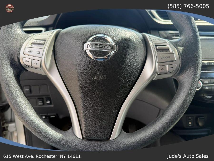 Nissan Rogue photo 11