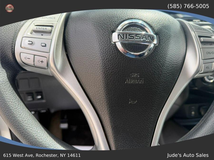 Nissan Rogue photo 12