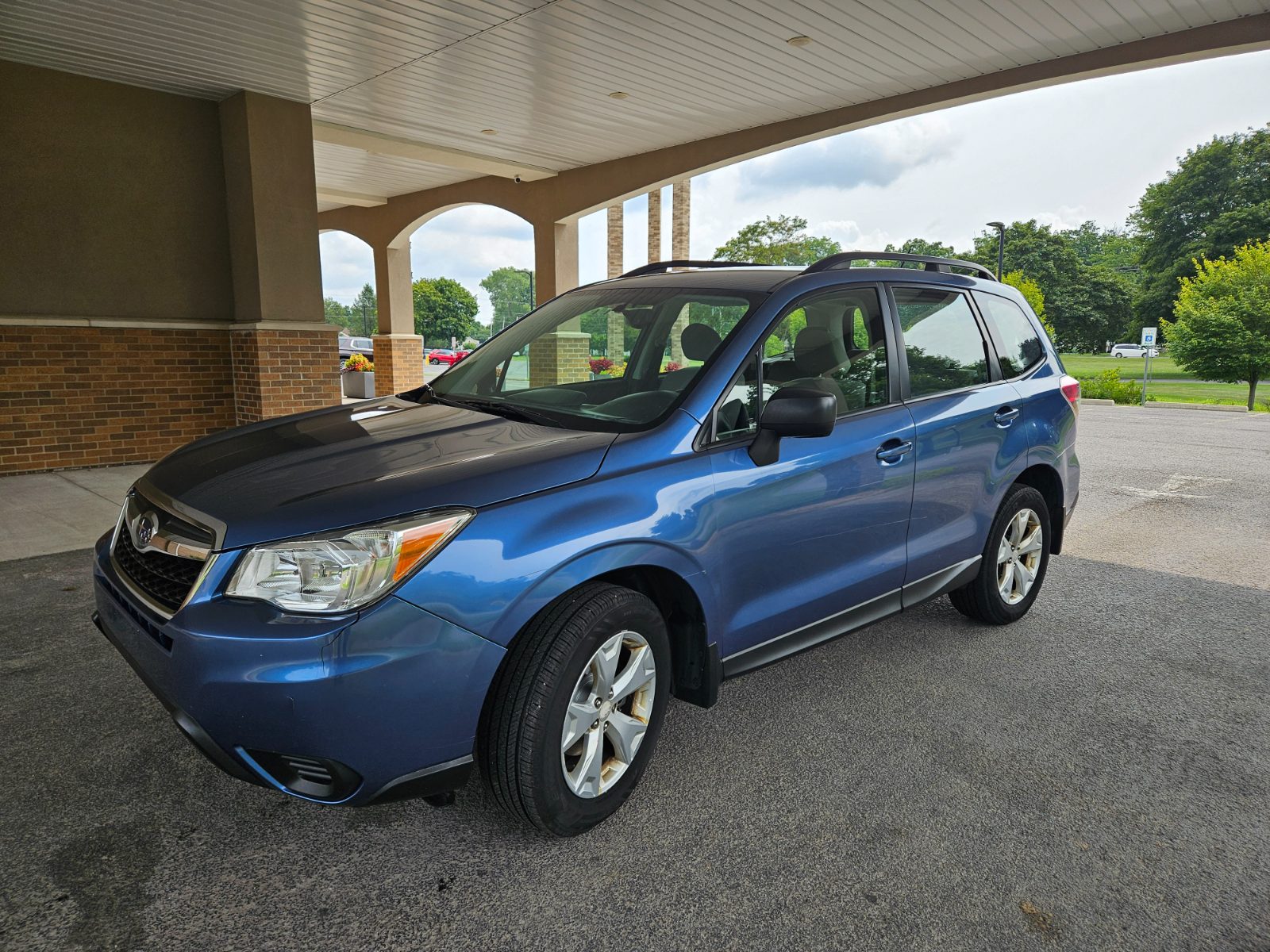 Subaru Forester photo 2