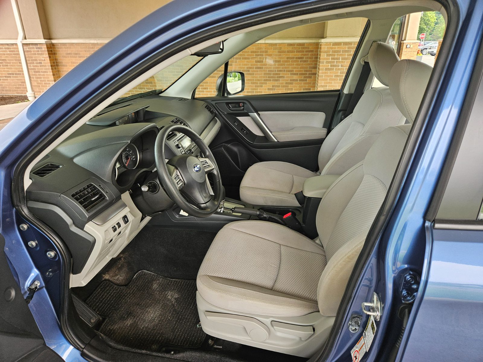 Subaru Forester photo 10