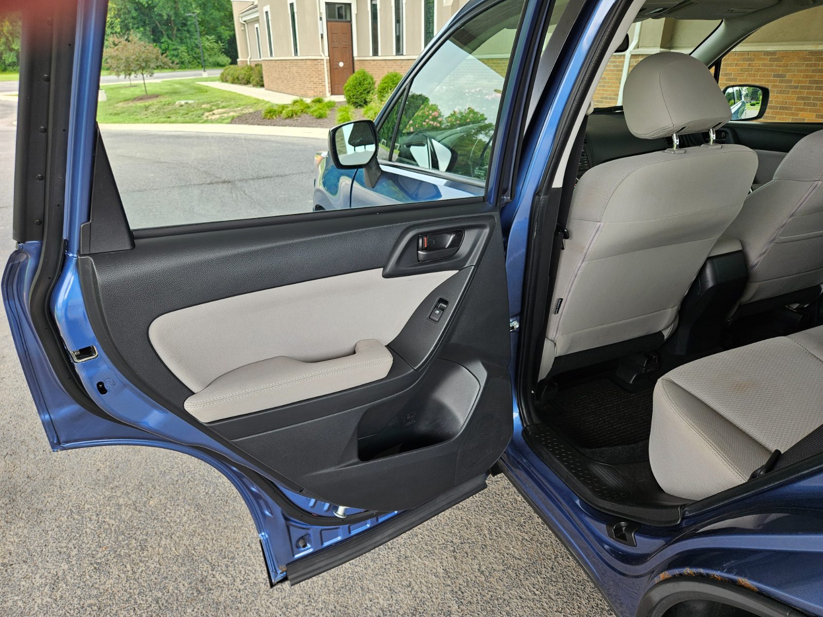 Subaru Forester photo 13