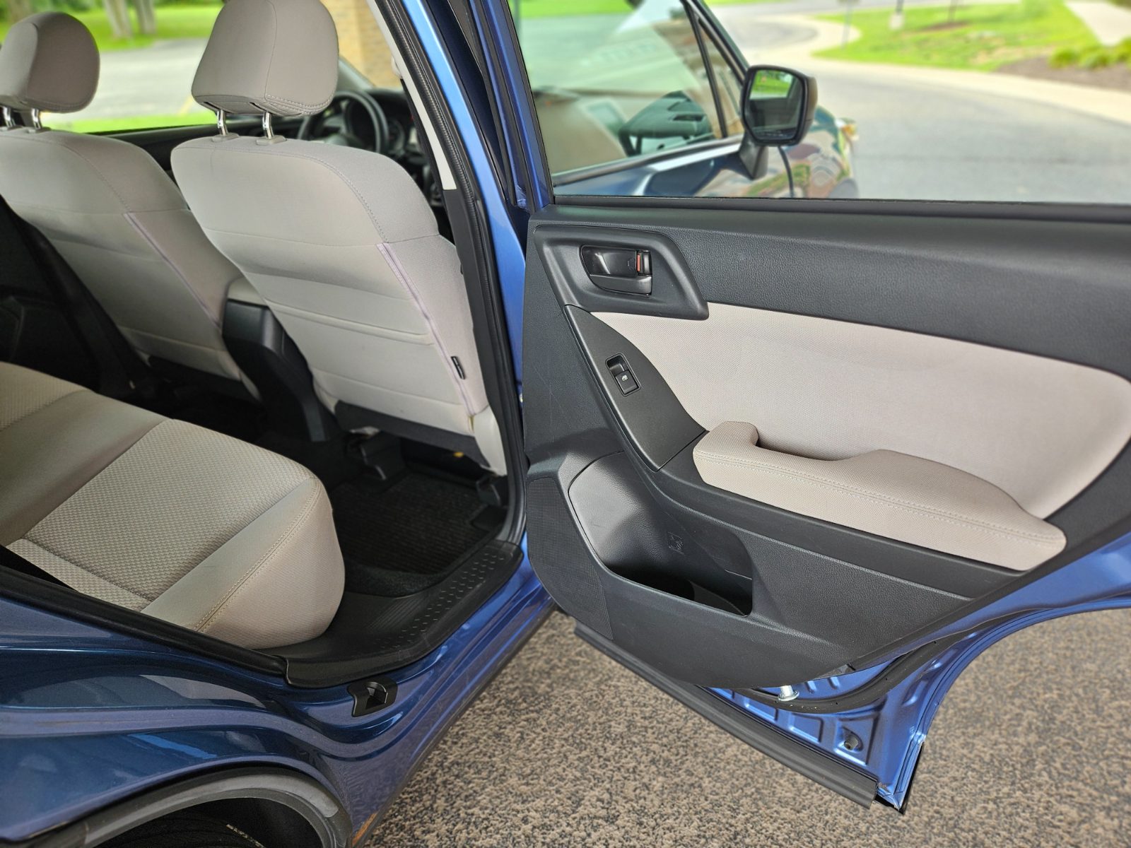 Subaru Forester photo 16