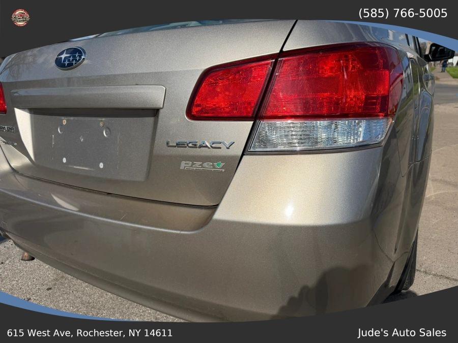 Subaru Legacy photo 9