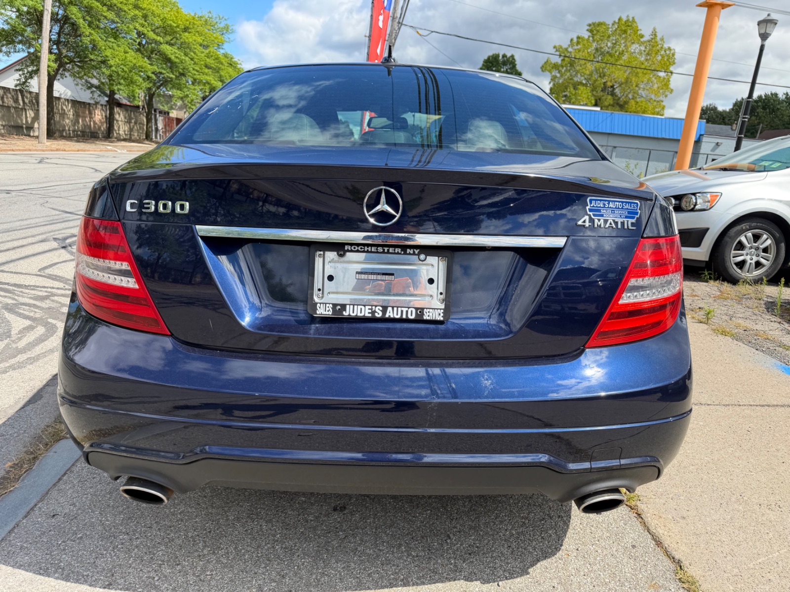 MERCEDES-BENZ C-CLASS for sale at Judes Auto Sales — photo 7