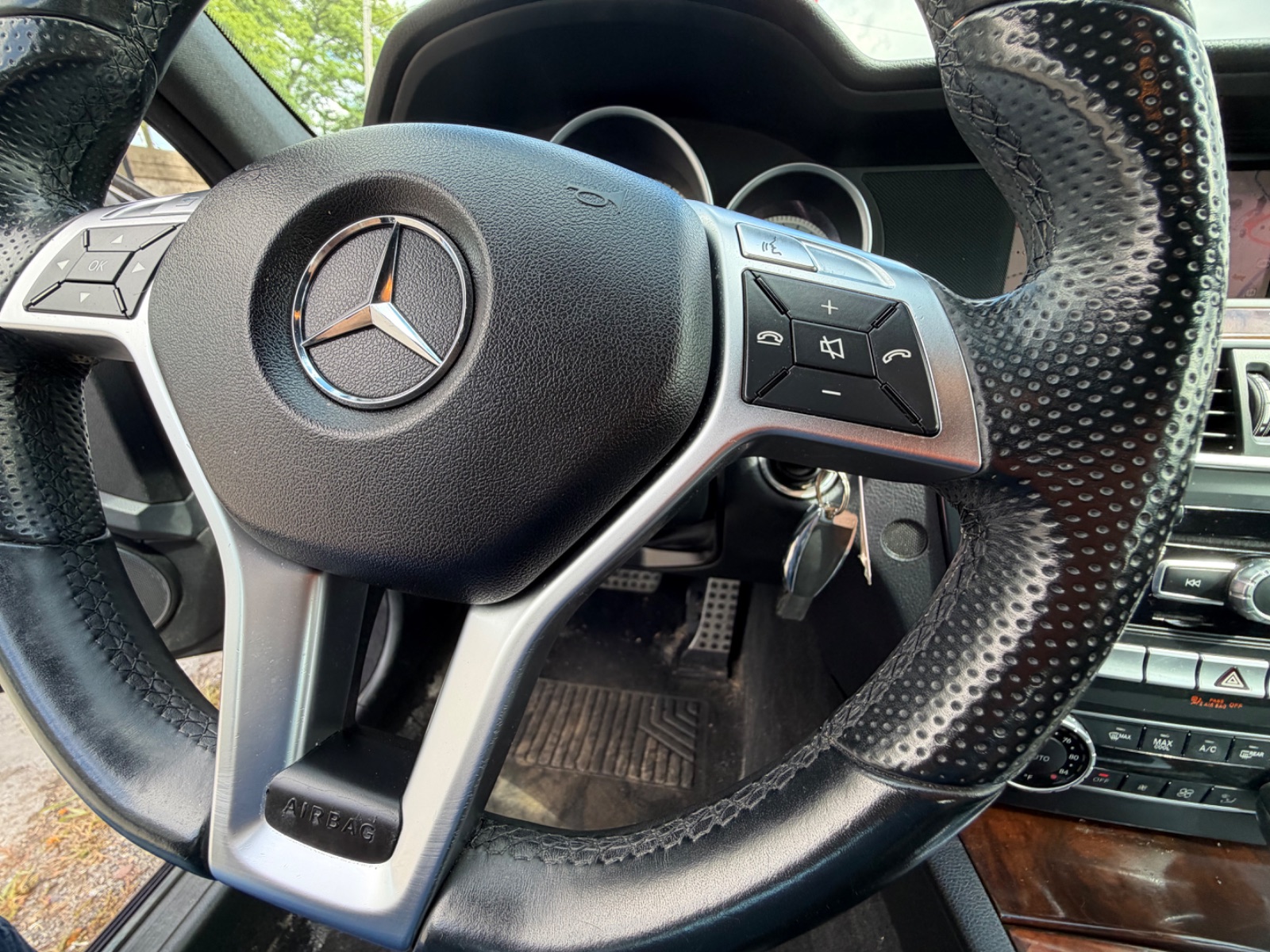 MERCEDES-BENZ C-CLASS for sale at Judes Auto Sales — photo 22