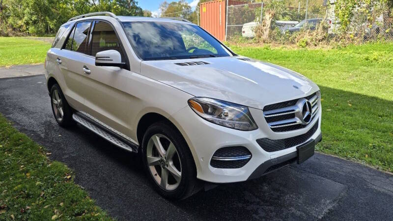 Mercedes-Benz GLE for sale at Arcia Services — photo 3