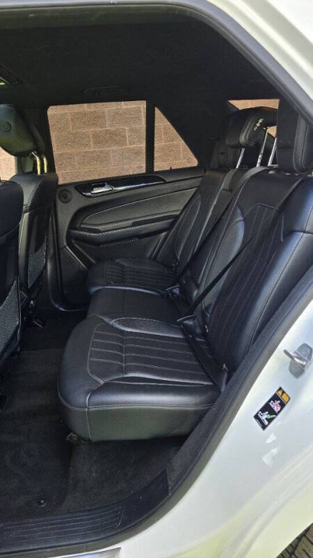 Mercedes-Benz GLE for sale at Arcia Services — photo 16