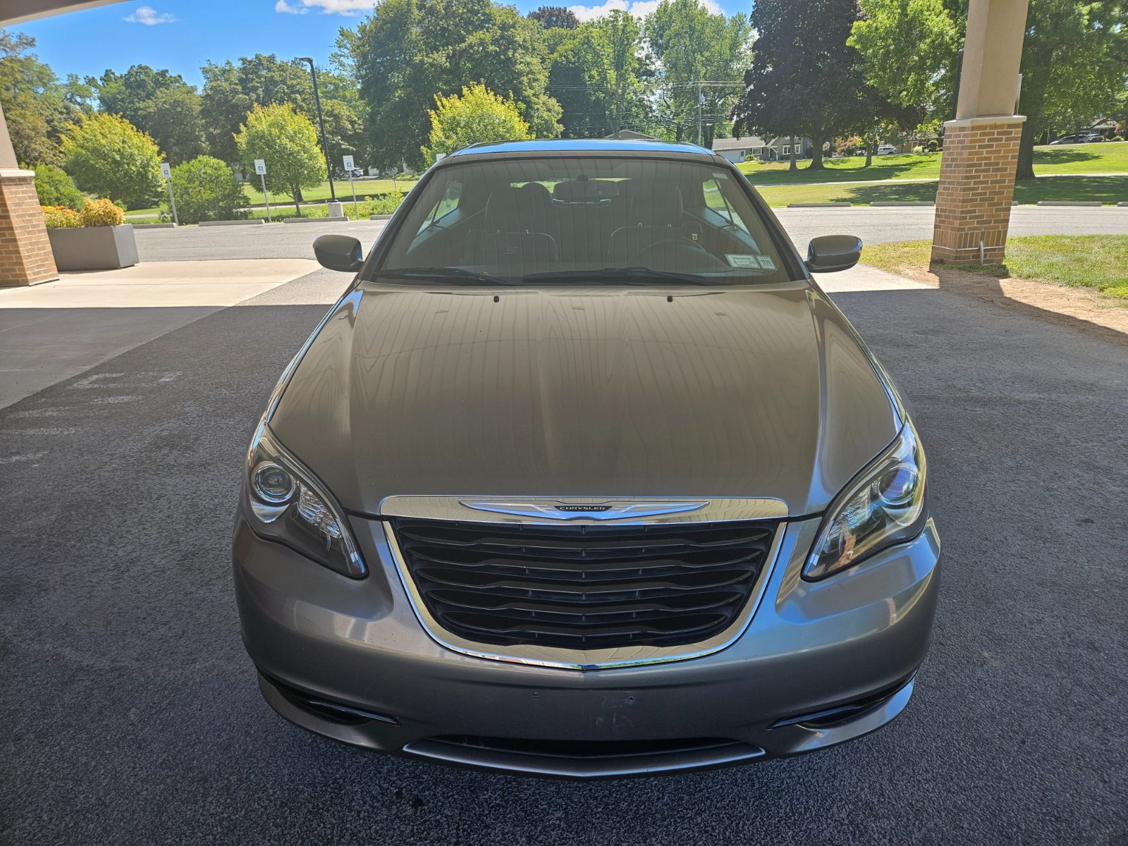 Chrysler 200 for sale at Chili Auto Outlet — photo 8