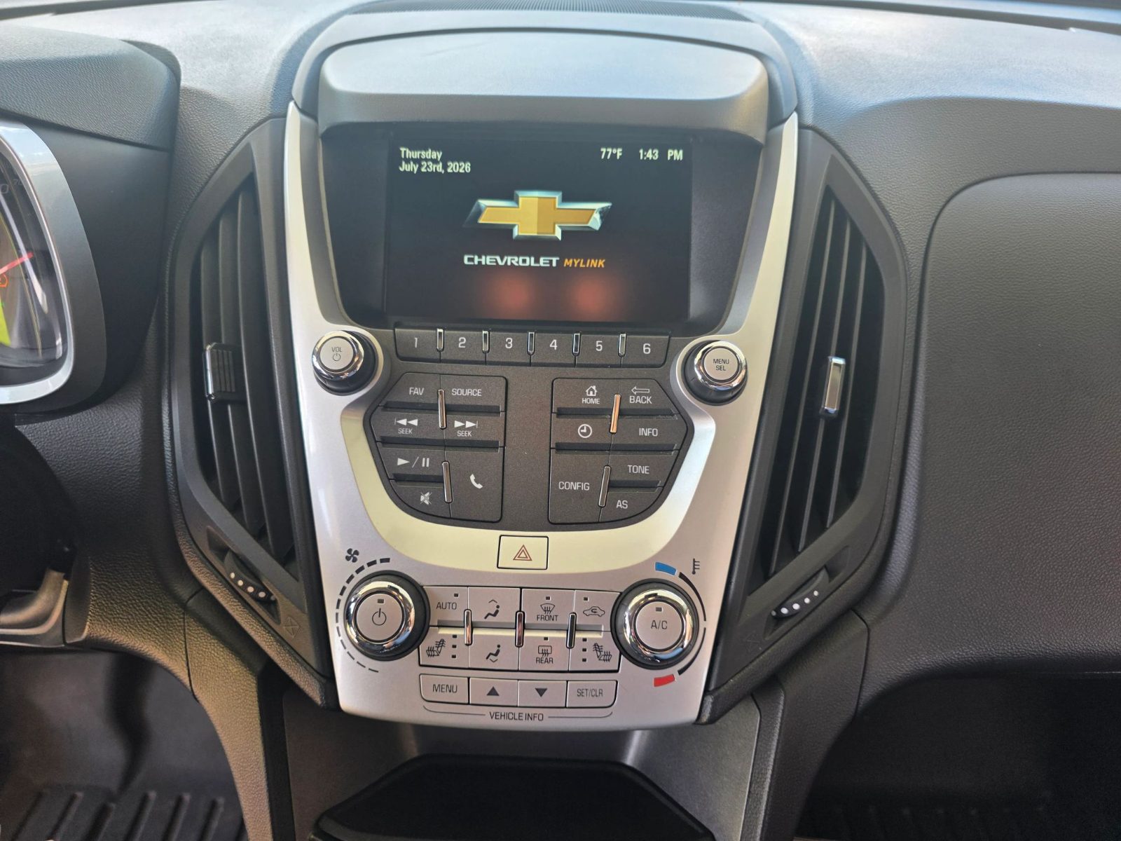 Chevrolet Equinox photo 20