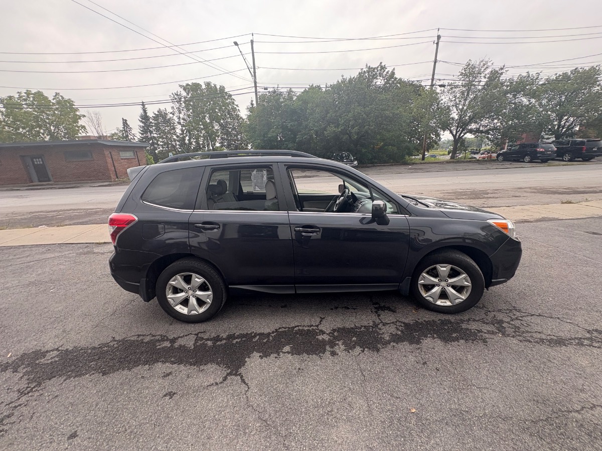 Subaru Forester photo 6
