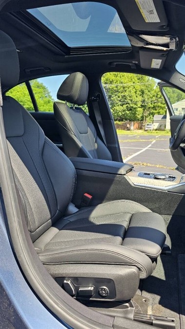 BMW 3 Series photo 26