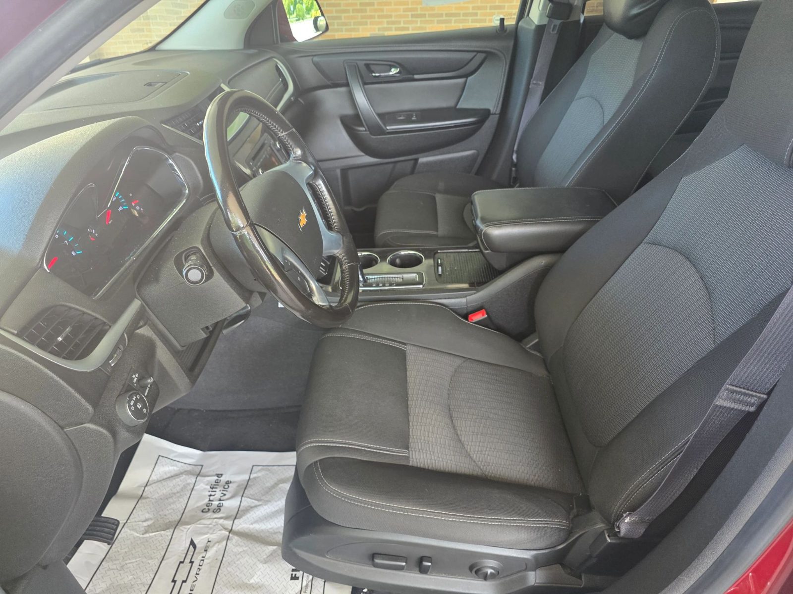 Chevrolet Traverse photo 9