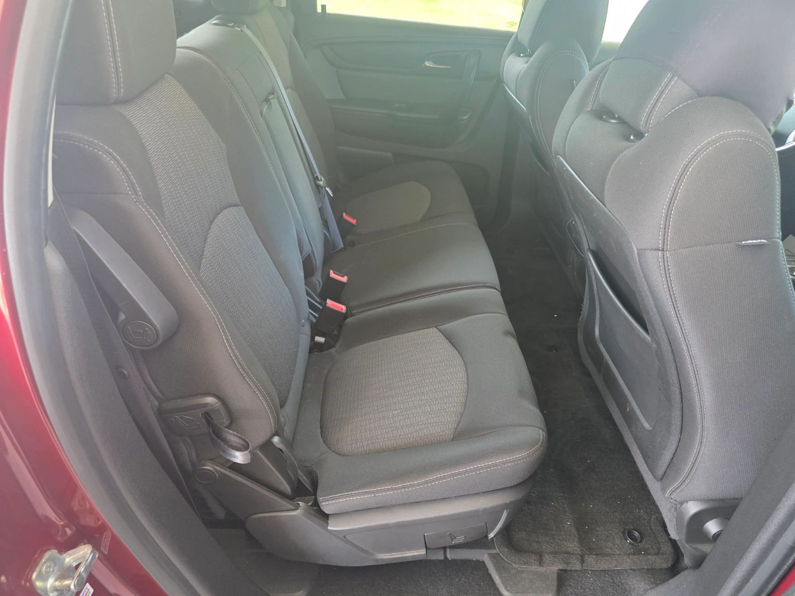 Chevrolet Traverse photo 12