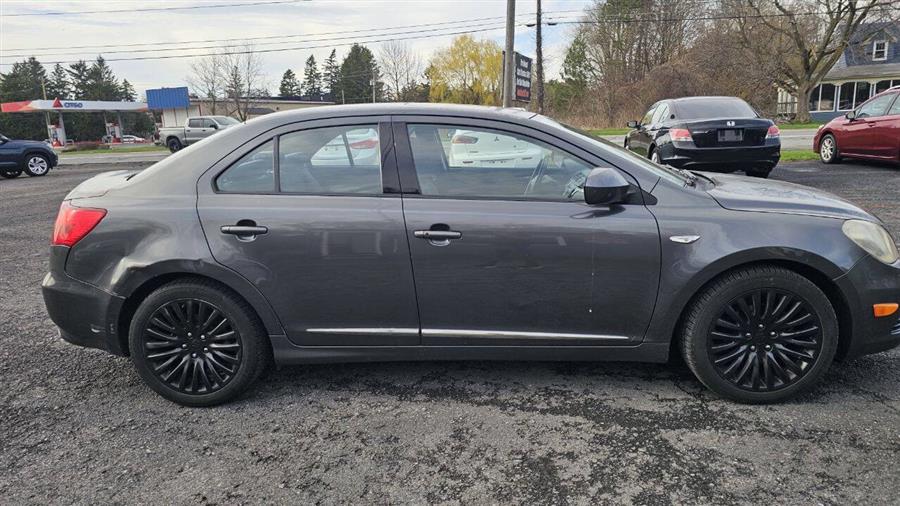 Suzuki Kizashi photo 4