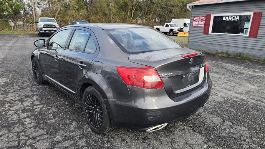 Suzuki Kizashi photo 8