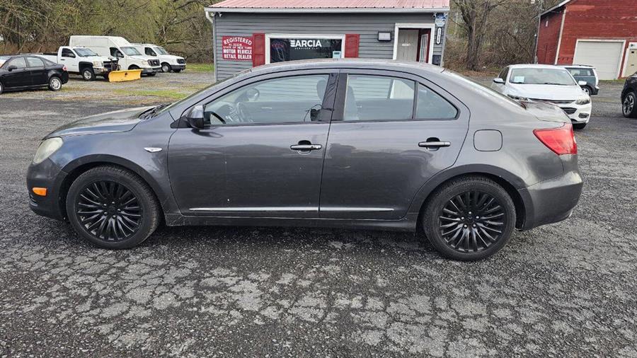 Suzuki Kizashi photo 9
