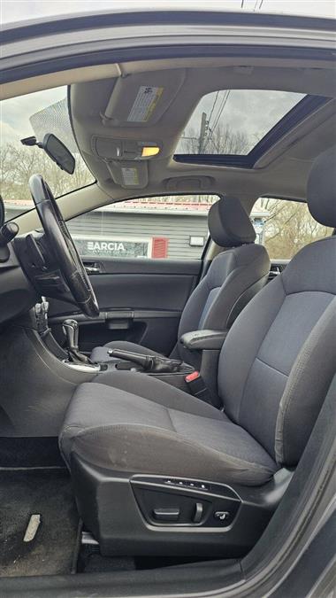 Suzuki Kizashi photo 13