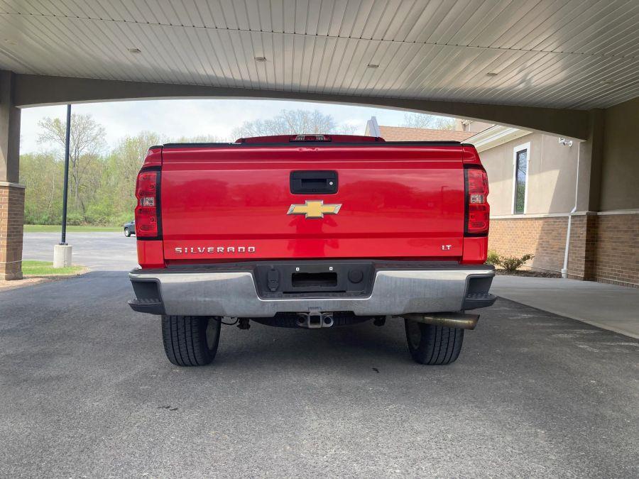 Chevrolet Silverado 1500 Double Cab photo 9
