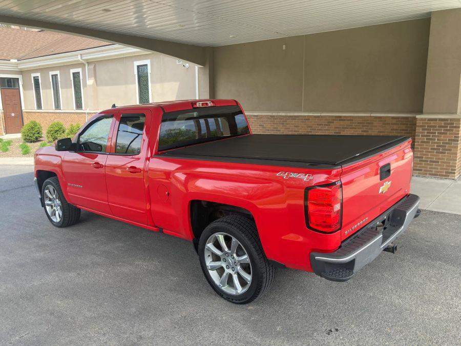 Chevrolet Silverado 1500 Double Cab photo 10