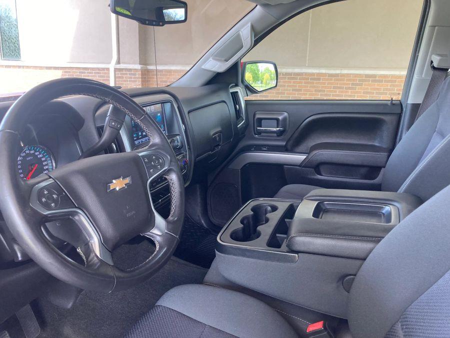 Chevrolet Silverado 1500 Double Cab photo 23