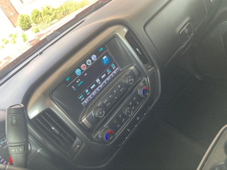 Chevrolet Silverado 1500 Double Cab photo 26